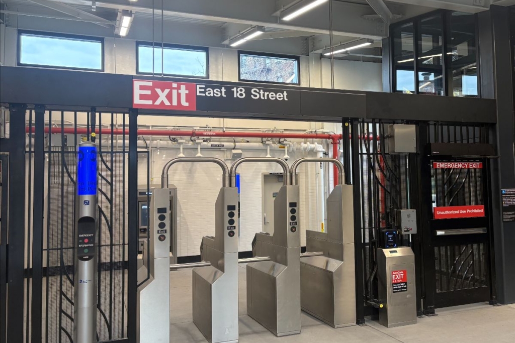 8d3ab78e-79c0-467f-6e61-98f481432e90